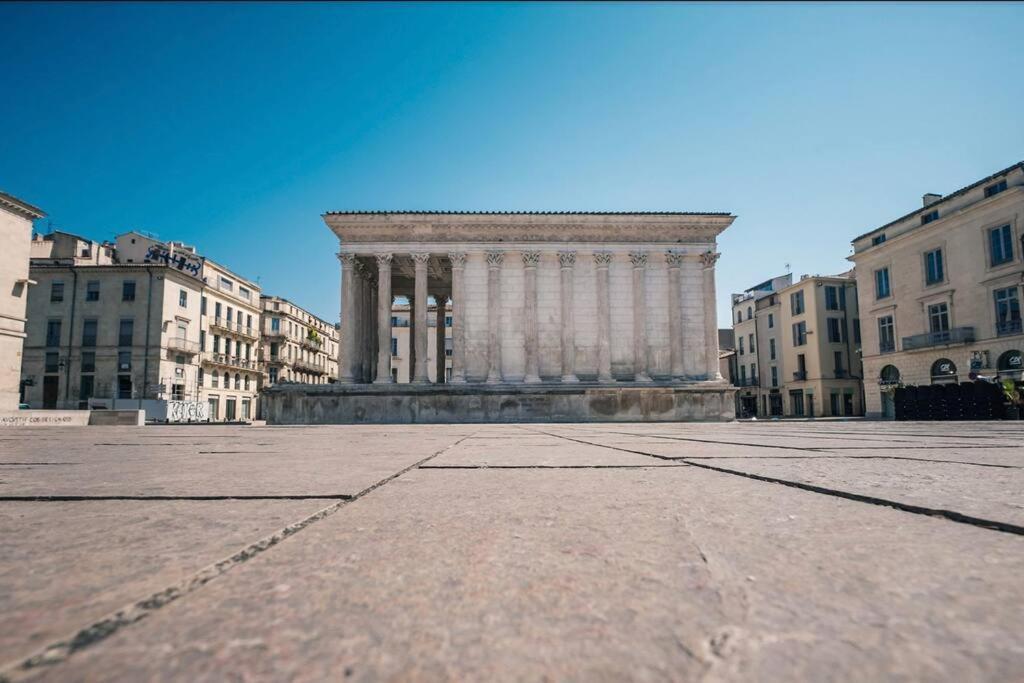 L'Historien - Avec Balcon Coeur De Nimes Lejlighed Eksteriør billede